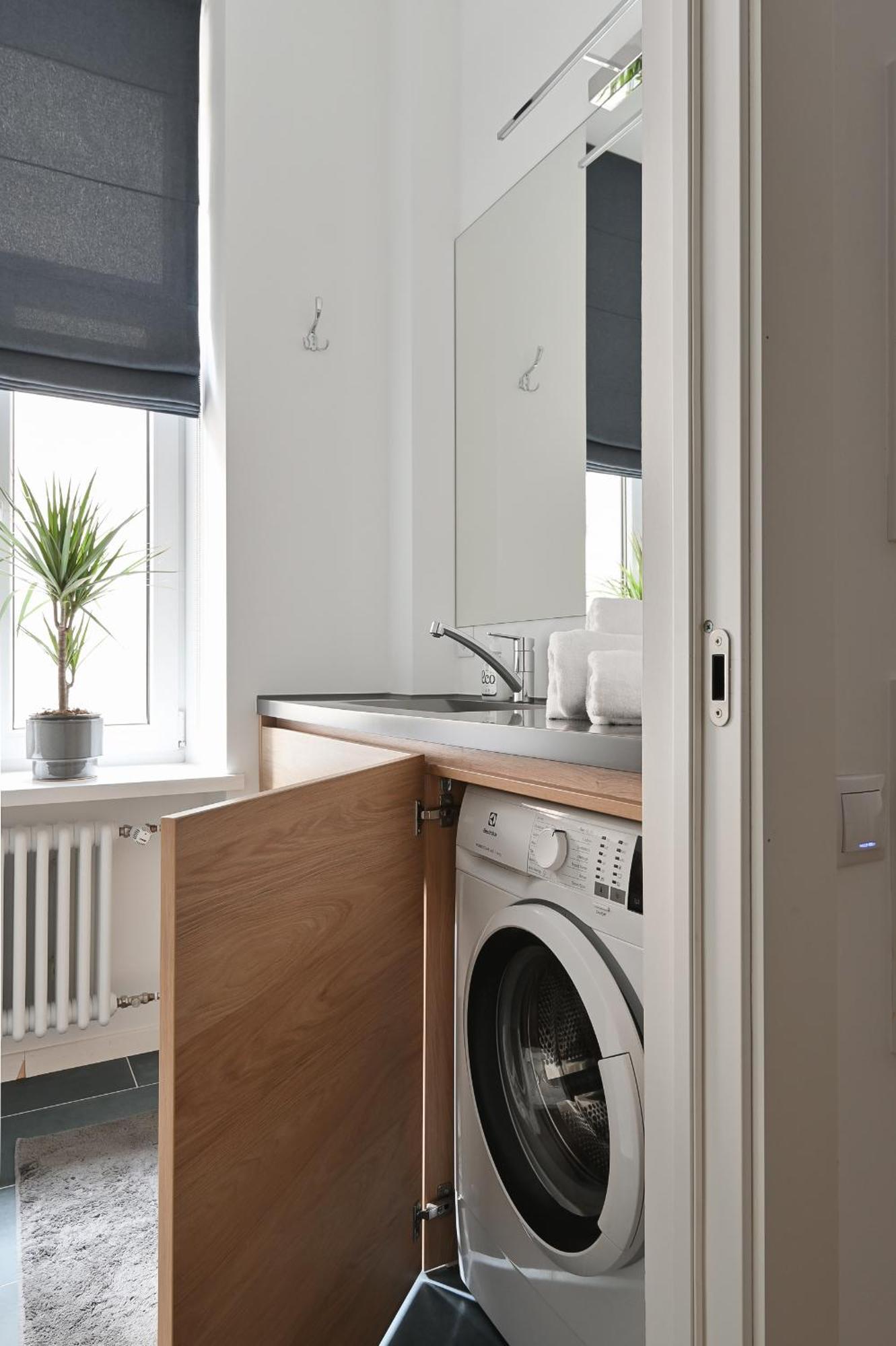 Lovely Studio Apartment In The Heart Of Рига Екстер'єр фото
